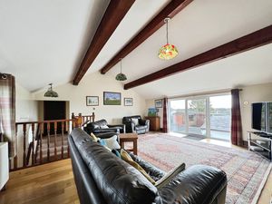 First floor lounge- click for photo gallery